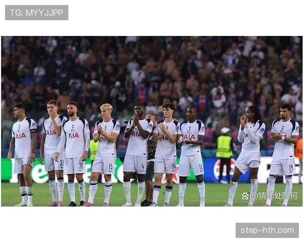 英超新赛季拉开帷幕 豪门球队亮相引发冠军悬念