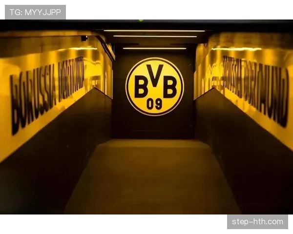 鲁尔德比战火重燃:沙尔克迎战多特蒙德,德甲荣耀之争一触即发 鲁尔德比战火重燃:沙尔克迎战多特蒙德,德甲荣耀之争一触即发