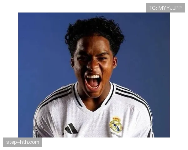 恩德里克无球跑动亮眼，助球队攻防效率稳步提升