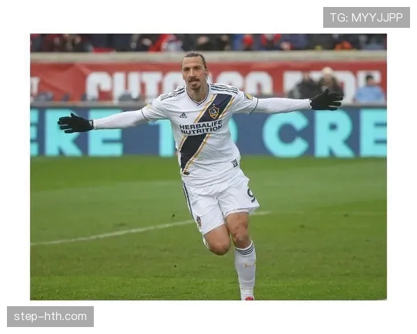 阿贾克斯推新结构改革,青年才俊崭露头角引关注 阿贾克斯推新结构改革,青年才俊崭露头角引关注