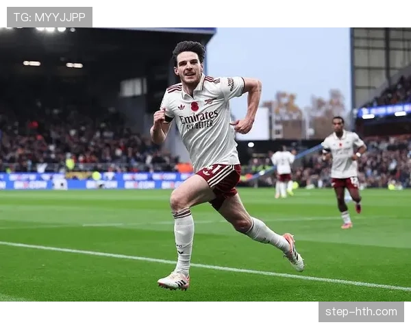 赖斯攻防一体的中场全面性解析 赖斯攻防一体的中场全面性解析