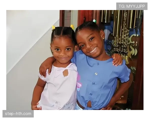 西蒙·拜尔斯买了个豪宅，光家具就能吓懵普通人了吧？