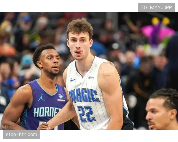 班切罗挡拆吸引防守，得分效率超越瓦格纳